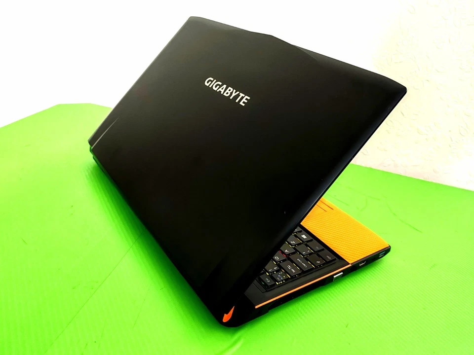 Core i7 Gaming Laptop 16GB RAM With SSD And HDD Gigabyte - Image 4 of 4