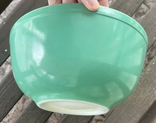 Vintage Pyrex 403 Primary Colors Green Nesting Mixing Bowl 2 1/2 Qt