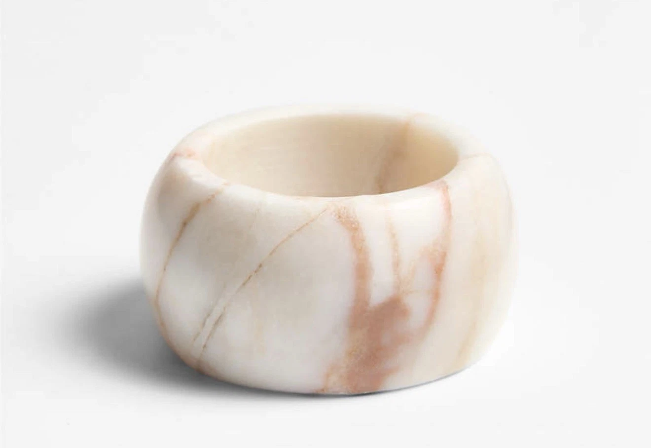 Crate & Barrel Rosette Marble Napkin Rings - Thumbnail 4