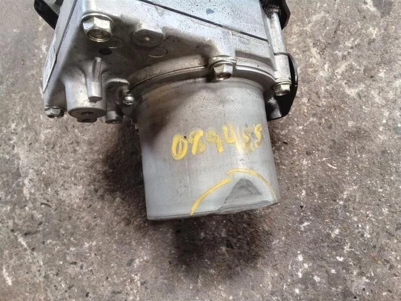 Conjunto de bomba de dirección asistida Nissan Máxima 3,5 L 2016-2020 OEM Foto 2 de 3