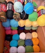 Red Heart SUPER SAVER - Solid/Print/Stripes/Pooling/Fair Isle/Ombre/Color Block