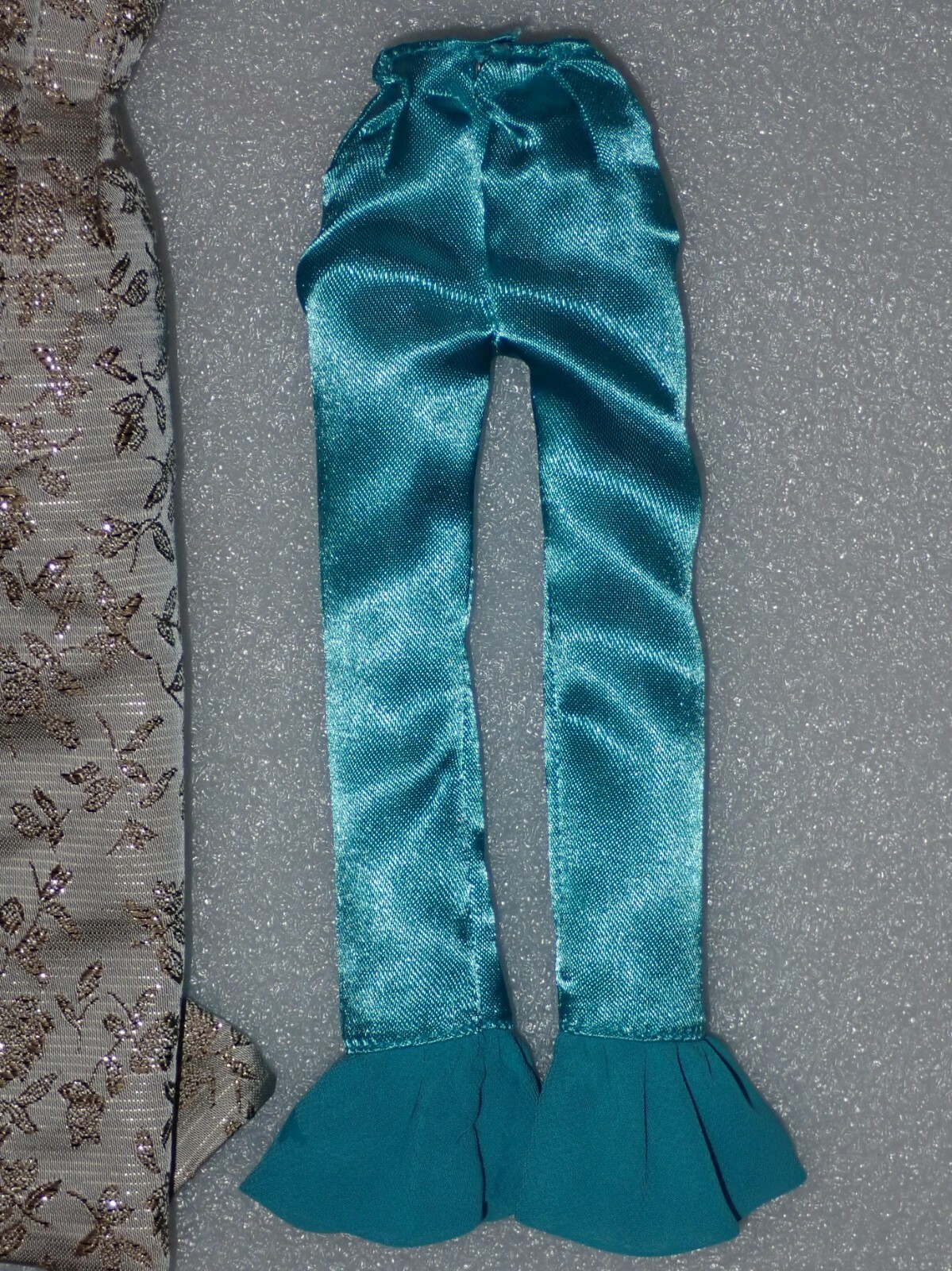 Picture 10 of 12
