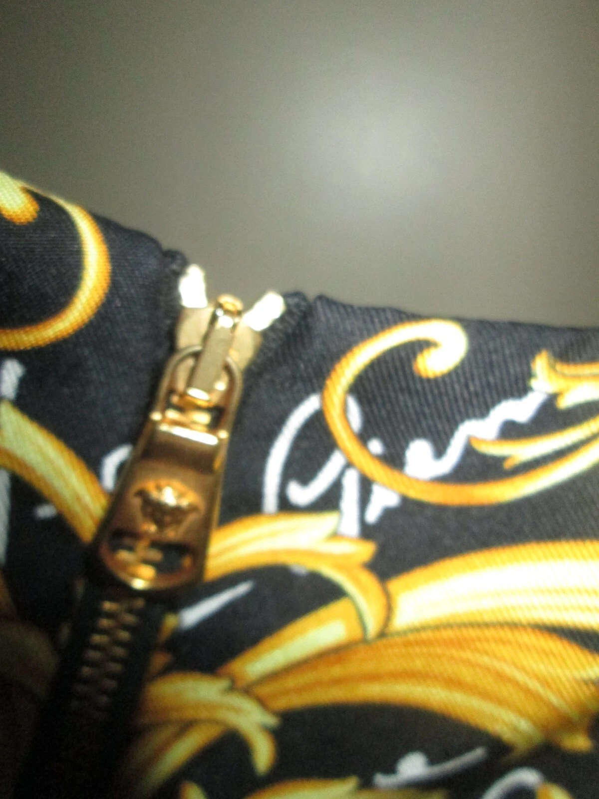 GIANNI VERSACE ABITO TUBINO STAMPA ORO E NERO TG 6 8 MADE IN ITALY LQQK!!!