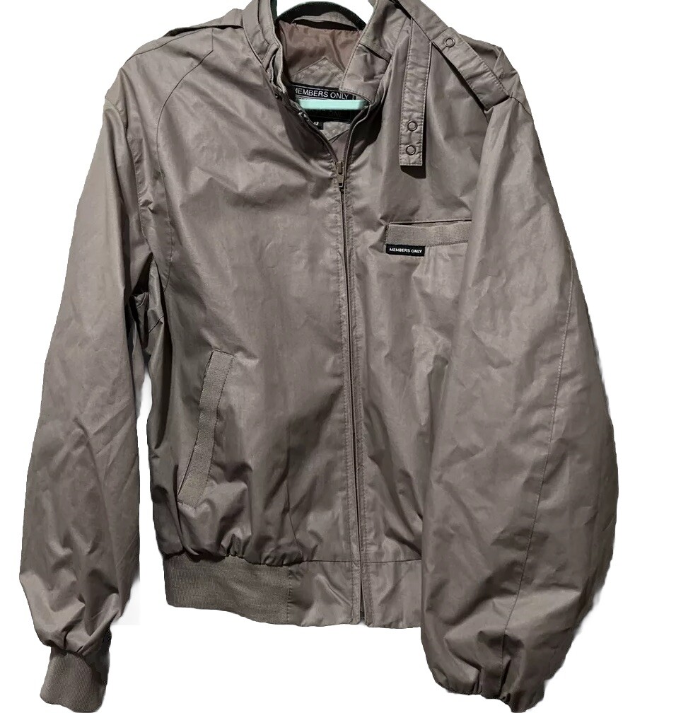 Members Only Jacket Mens 42 Taupe Long Sleeve Full Zip Coat