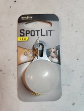 Nite Ize SLG-06-02 SpotLit Clip-On LED Light with Carabiner