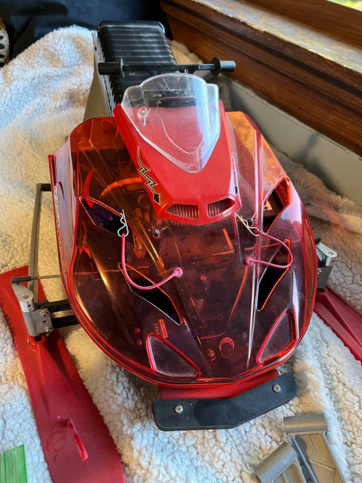 Art Attack CASTLE MAMBA MONSTER 2! Remote Control snowmobile Electric RC - Image 3 of 4