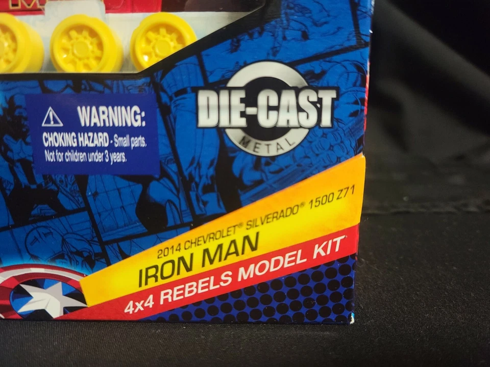 *NUEVO* Marvel Iron Man 4x4 Rebels Diecast Metal Truck Build 2014 Chevy Z71 Foto 3 de 4