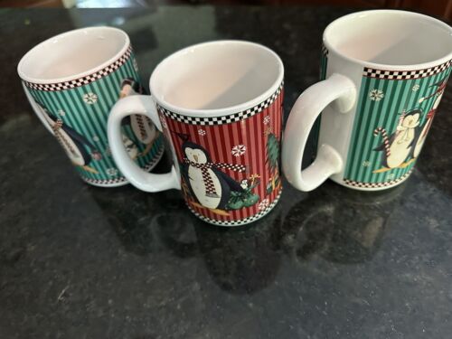 Debbie Mumm "Penguins" Set of 3-12oz. Stoneware Mugs different designs EUC - Afbeelding 1 van 10