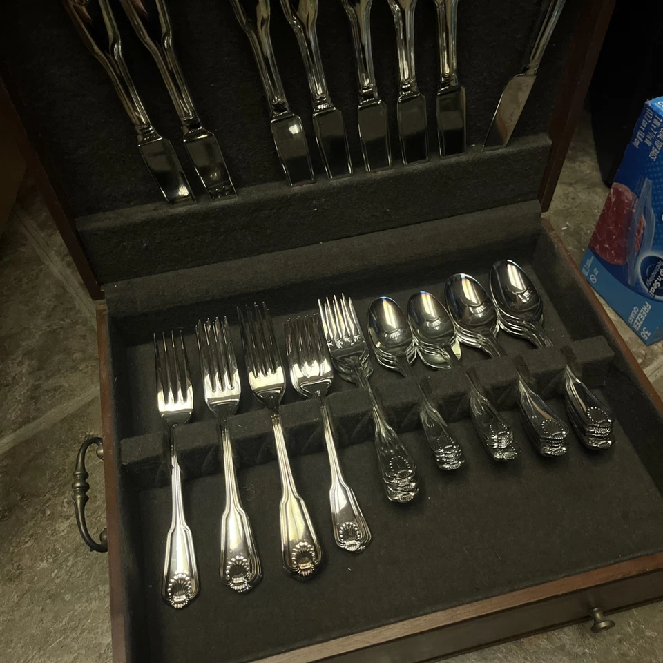 Towle Silverware Set 50 Pieces Vintage Silver Plated Stainless Steel with Case - Image 3 of 4
