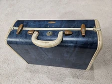 Vintage 1950's Shwayder Bros Samsonite Hard Shell Suitcase/Luggage Blue Marble