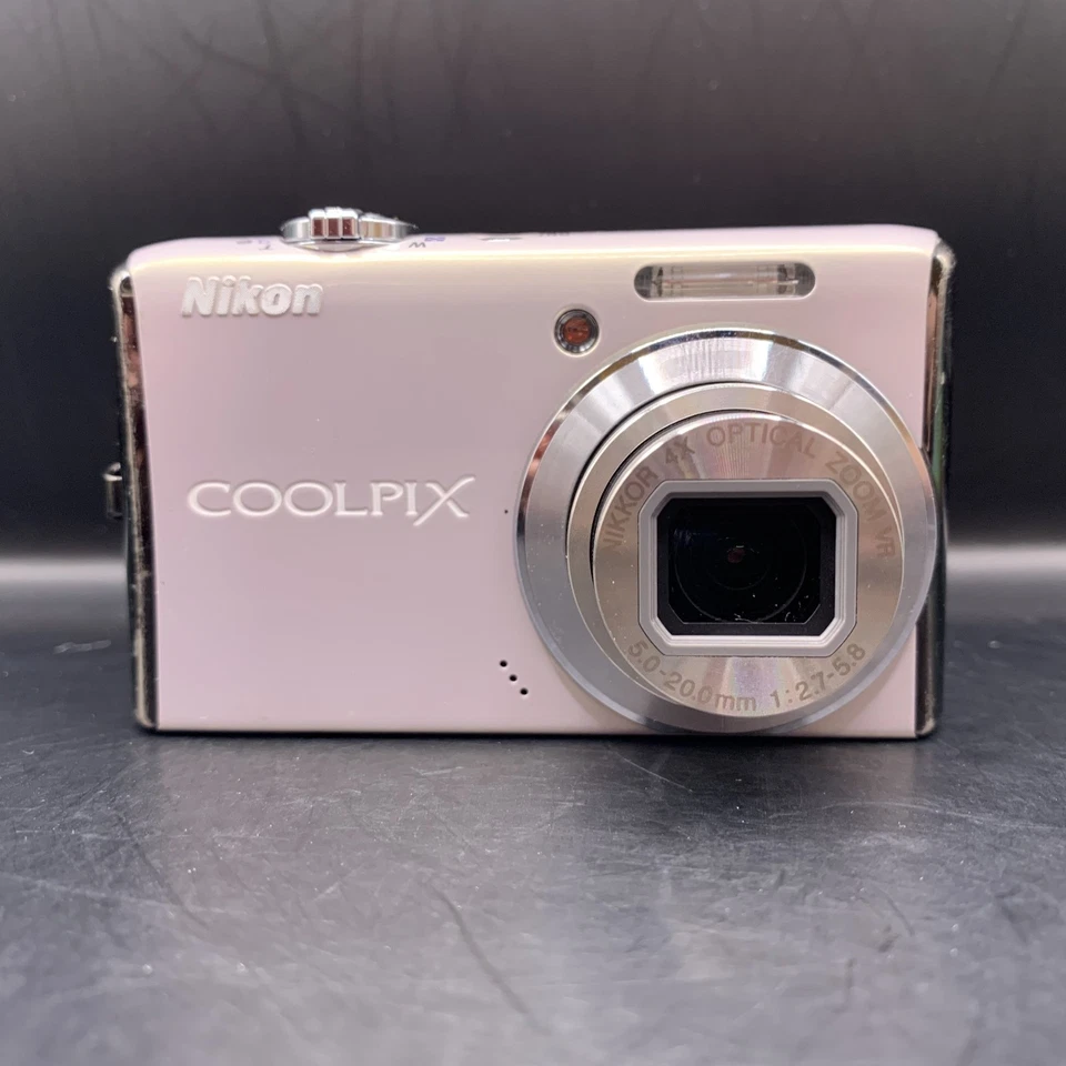 Nikon COOLPIX S620 Silver 12.2 MP 4x Compact Digital Camera Excellent From Japan - Image 2 of 4