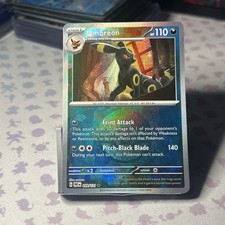Carta Pokeball Pokémon TCG Umbreon 059/131 Evoluzioni Prismatiche Near Mint