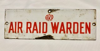 ARP AIR RAID WW II ENAMEL SIGN MEMORABILIA RARE COLLECTABLE AMAZING CONDITION