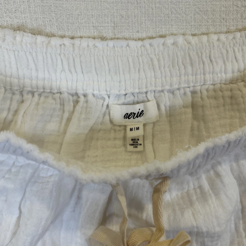 Aerie Women's Mini Skit White Gauze Tiered Drawstring Size Medium 100% Cotton - Image 3 of 4