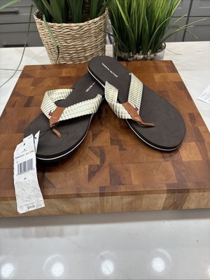 Tommy Hilfiger Women's Gold Cream Flip Flops Medium Brand NWOT