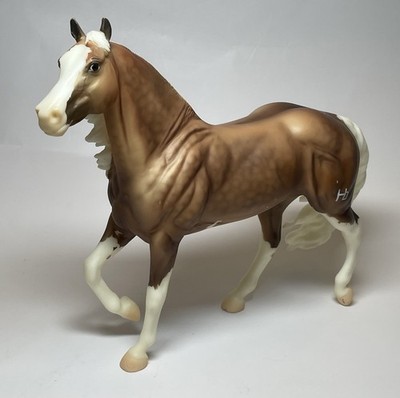 Retired Breyer Horse Big Chex To Cash Palomino #1357 Used