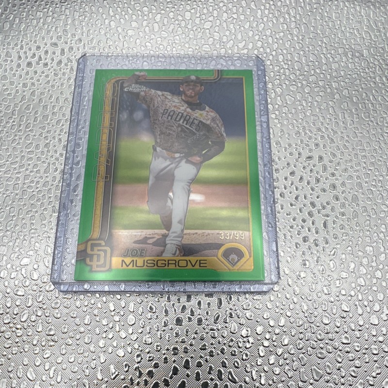 2025 Topps Chrome Joe Musgrove Green Refractor #55 Padres 33/99 