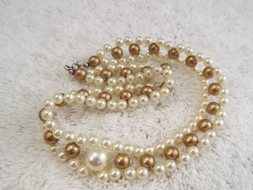 Collana girocollo con perle in oro bianco (A63) - Foto 2 di 2