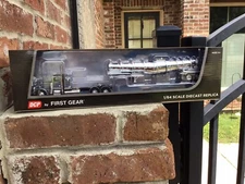 DCP 1/64 Peterbilt 389 36 Inch Sleeper W/ Polar Deep Drop Trailer. Circle B Truc