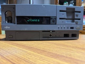 Fujitsu FM TOWNS II HG40 FMTW2HG40 Power Tested Junk Parts A4137