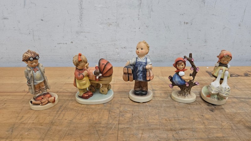 Lot of (5) Goebel Hummel Figurines Apple Tree Girl, Swan Girl, Praying Girl