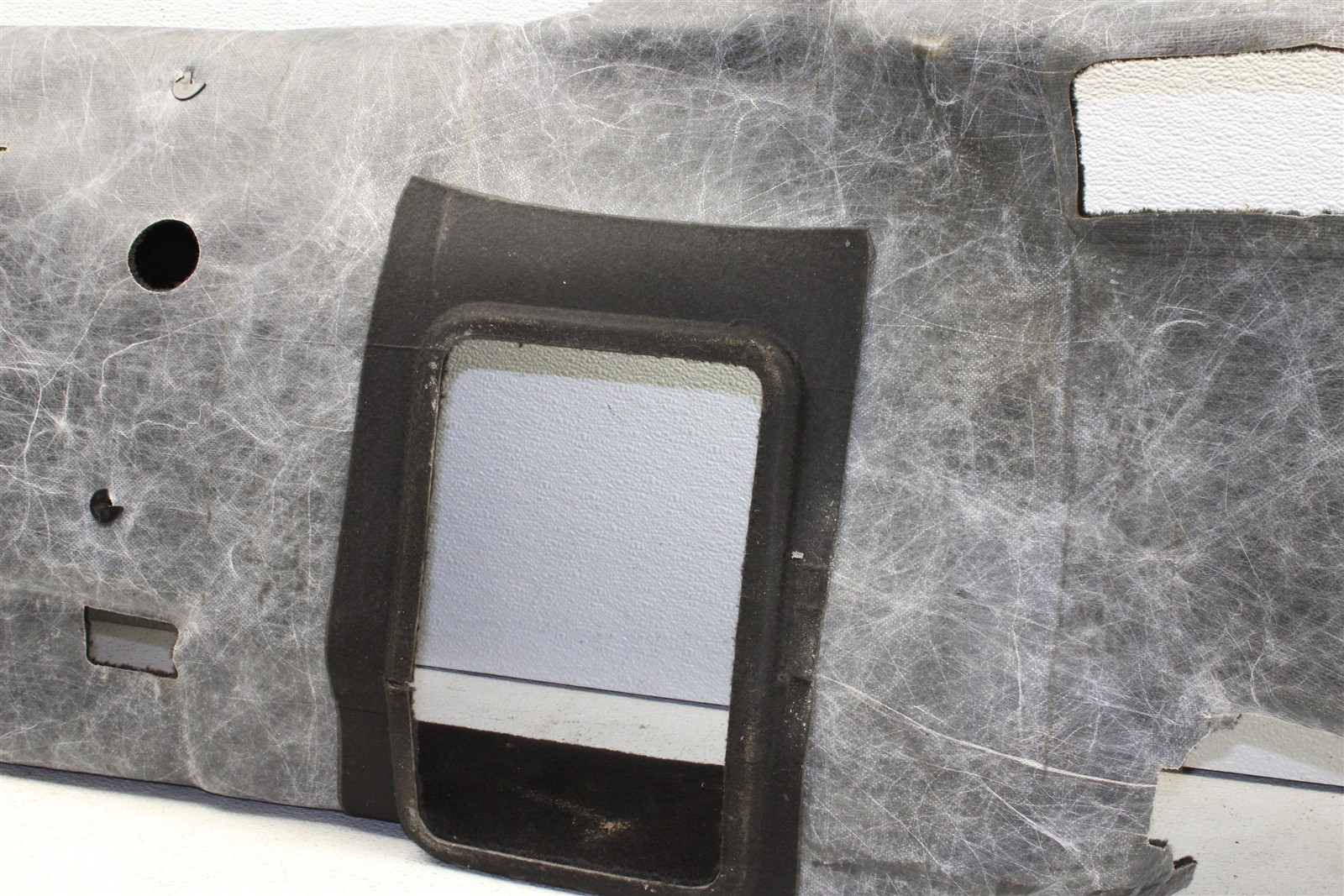 2013 Maserati GranTurismo Left Floor Carpet Mat Liner 069189600 08-13
