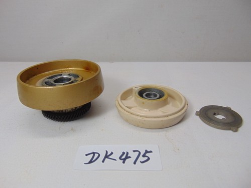 Singer 503A Rocketeer Sewing Machine Replacement Part Hand Balance Wheel - Picture 9 of 10