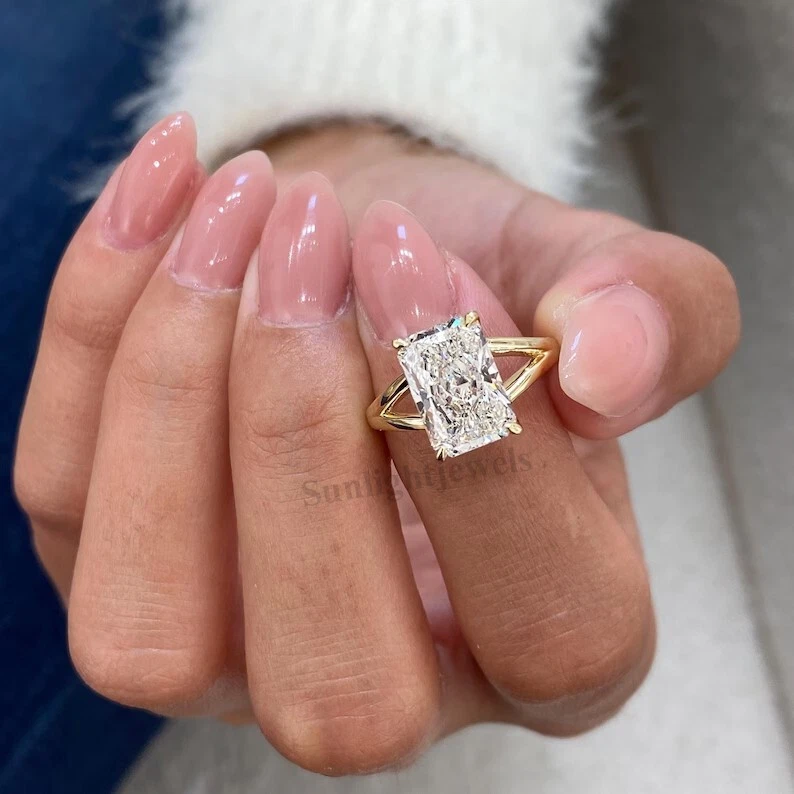 7.15Ct Radiant Cut White Treated Diamond Solitaire in 925 Silver Engagement Ring - Image 4 of 4