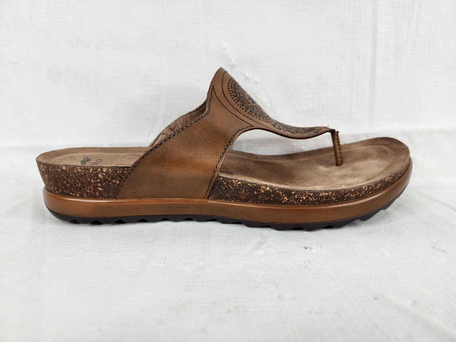dansko thong sandals