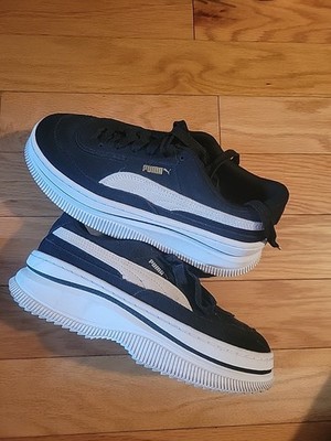 Size 7  PUMA Deva Suede   Sneakers Black