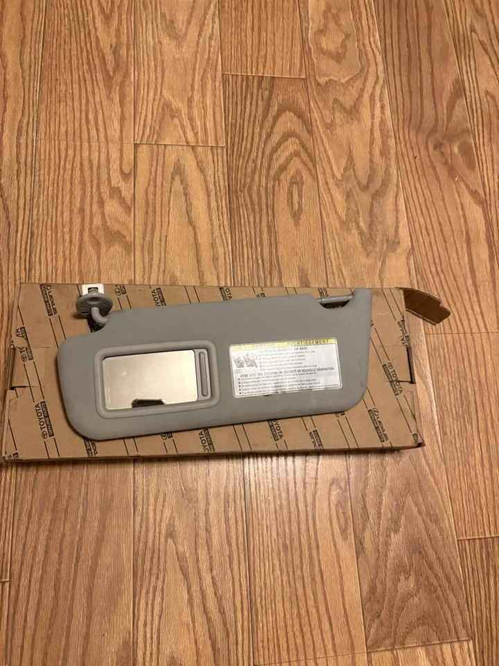 2016-2022 LEXUS RX 350L FRONT LEFT/DRIVER/ SUN VISOR  - Image 3 of 4