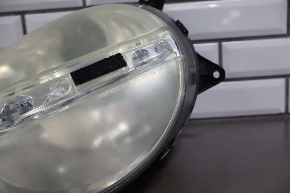 Lámpara de faro izquierdo para conductor Chevy SSR 2003-2006 OEM Foto 4 de 4