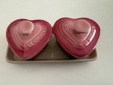 Le Creuset 2 Heart Cocotte Putite Ramekin D'Amour Tray Set Rose Quartz mint gift