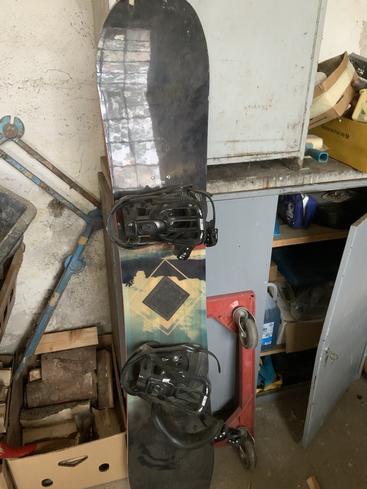 Salomon Snowboard Länge 155cm Inklusive Bindung. Gebraucht