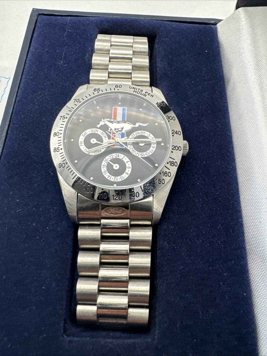 MUSTANG Bradford Exchange Untamed American Spirit Watch Chrome