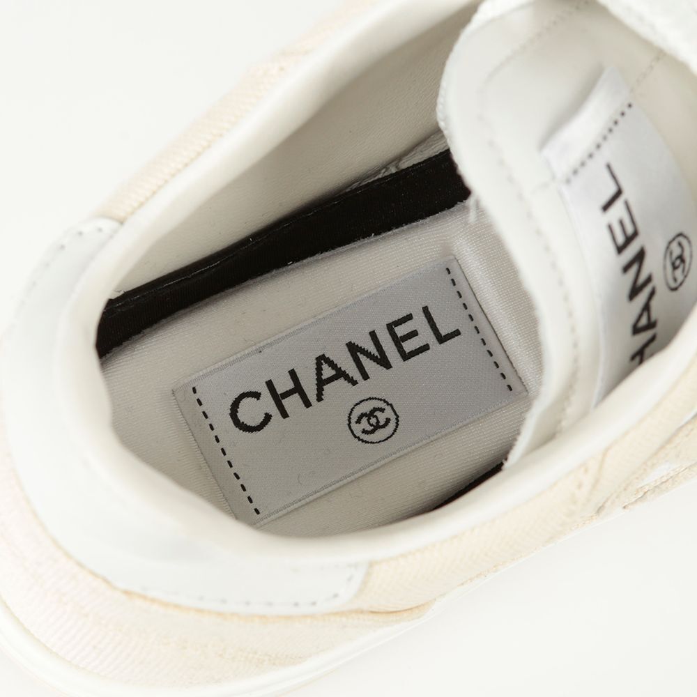 CHANEL CC Logo Sneakers Size 35.5 G45352 | eBay CHANEL CC Logo Sneakers Size 35.5 G45352 | eBay