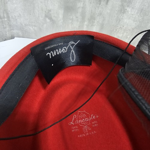 Vintage Sonni Hatinator Red Wool Felt Black Mesh Feather Princess Derby Church - 第 9/9 張圖片