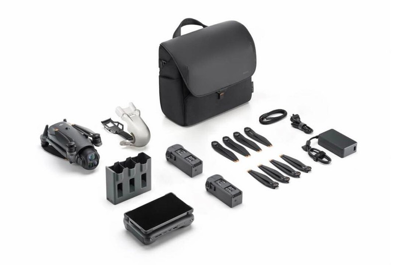 DJI Drone MAVIC 4 Pro 512GB Creator Combo (DJI RC Pro 2) JP