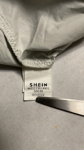 Shein Kids Skirt Metallic Silver with Pockets Size 5Y - Picture 4 of 9