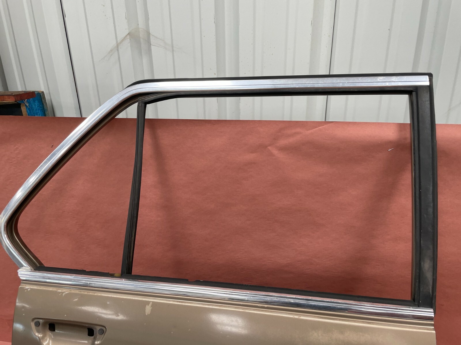 Right Rear Door Shell 19 19 Bmw E28 528e Oem 249 Bahama Beige Ebay Right Rear Door Shell 19 19 Bmw E28 528e Oem 249 Bahama Beige Ebay