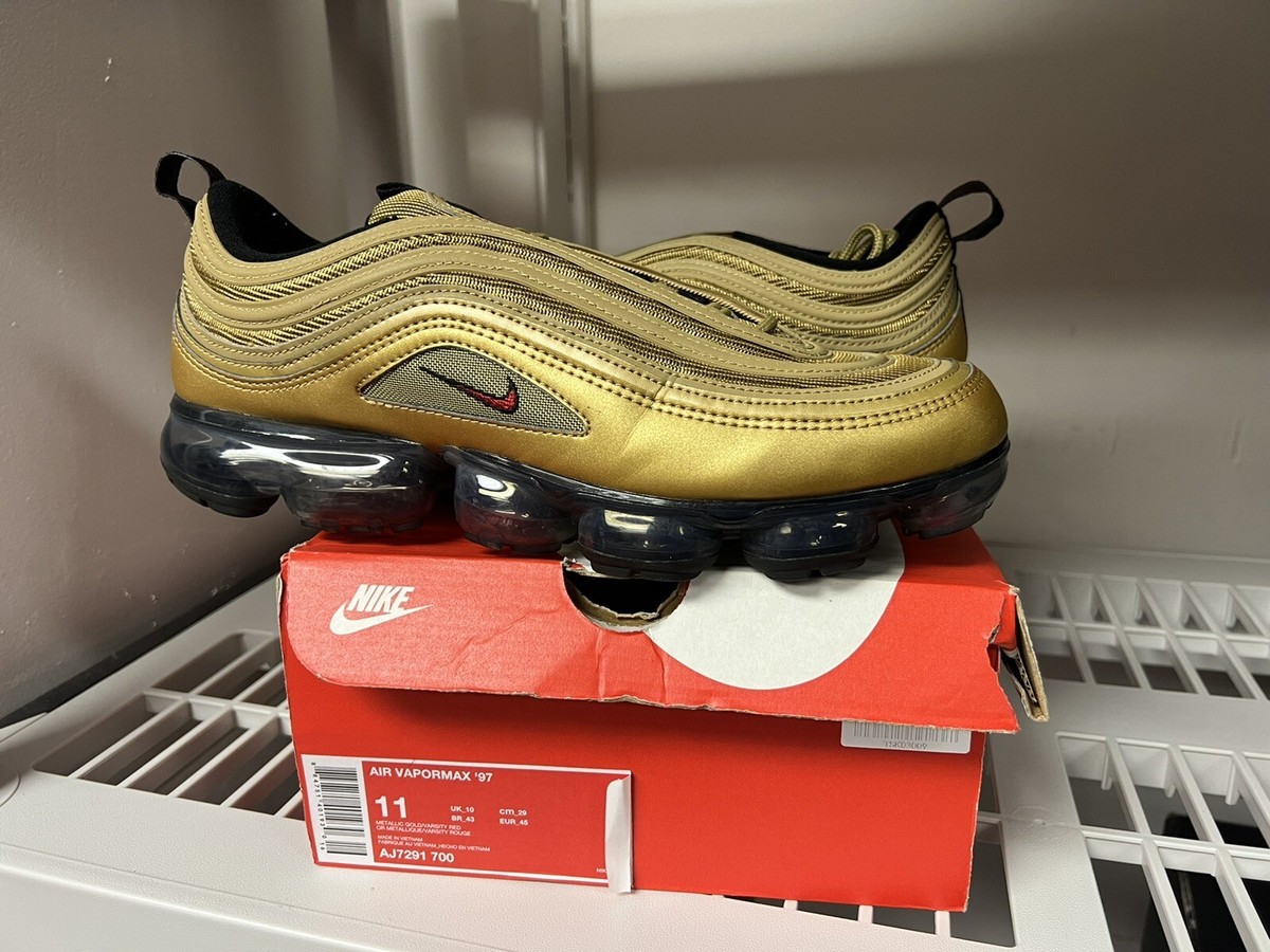 Nike Air Vapormax 97 Gold Metallic Size 11 Trainer Runner Nike Air Vapormax 97 Gold Metallic Size 11 Trainer Runner
