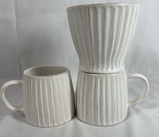 Starbucks 2013 Sturdy Ribbed Ceramic Pour Over Coffee Brewer Filter & 2 Mug Set