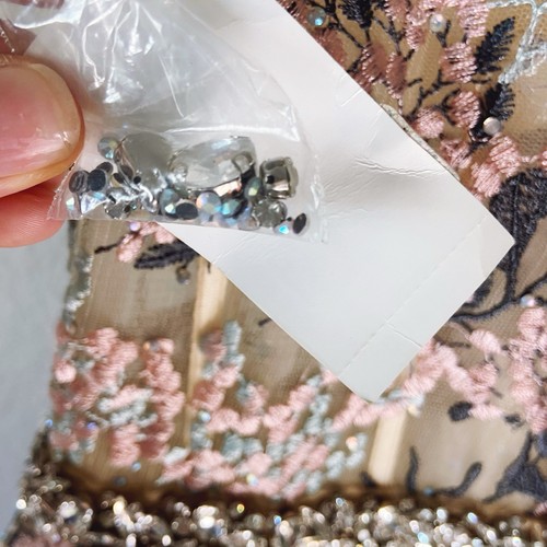 Colors Couture J034 Ball- oder Hochzeitskleid mit Blumenstickerei. Größe 10 Neu mit Etikett - Bild 10 von 17