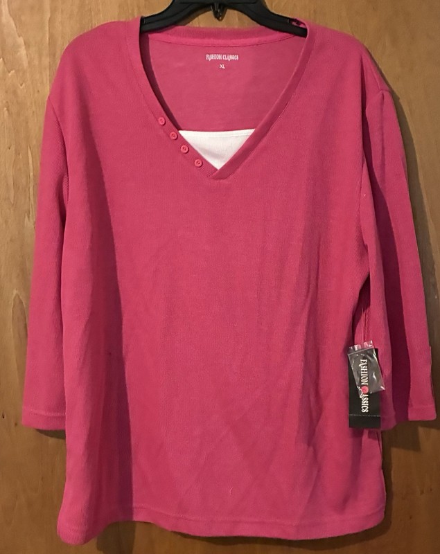 Fashion Classics Women’s XL Pink Solid Knit V-Neck 3/4 Sleeve Button Top