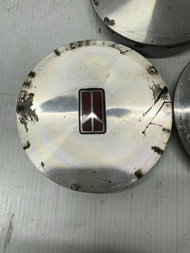 93-97 Oldsmobile Delta 88 Ninety Eight Bravada OEM Tapas centrales 25606966 Paquete de 3 Foto 2 de 4