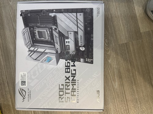 ASUS ROG Strix B650-A GAMING WIFI AMD - Excellent état