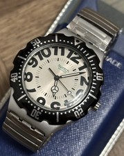 Swatch Irony Scuba Big Time (YDS1004) orologio subacqueo con cassa in alluminio