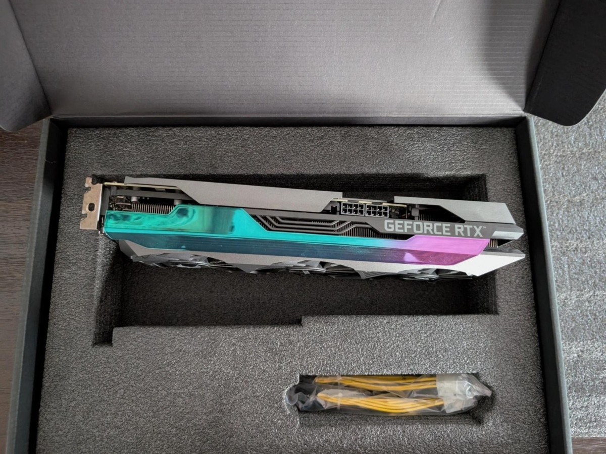 ZOTAC RTX 3080 AMP HOLO GPU 送料無料 Amazon.com: ZOTAC GeForce RTX™ 3080 AMP Holo LHR 10GB GDDR6X