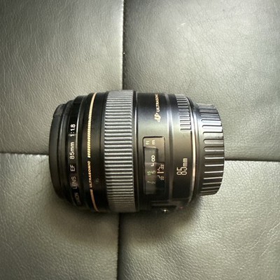 Canon EF 85mm F/1.8 Usm Ultrasonic Telephoto Lens Black Camera Photography Photo