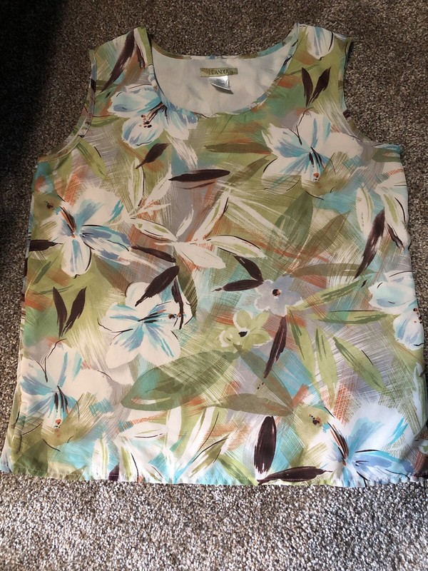 Women’s Islander Floral Tank Top Sz Small